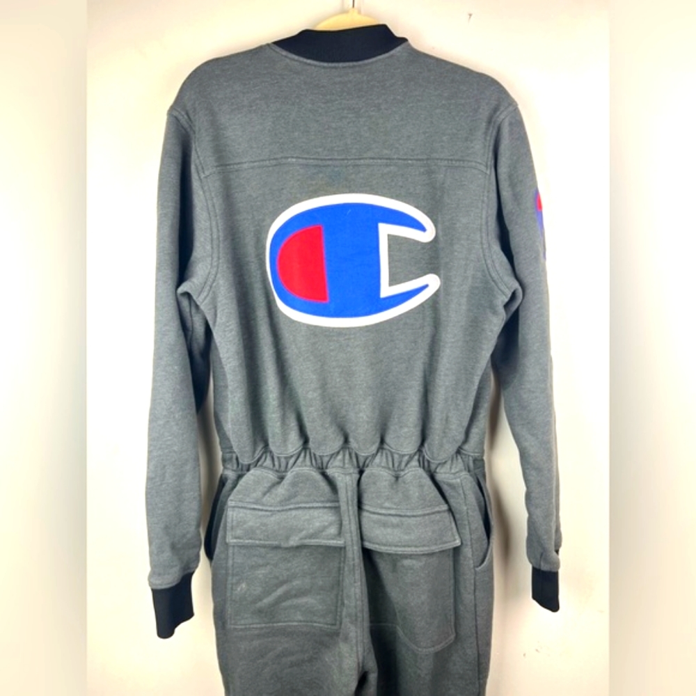 Champion jumpsuit sz M